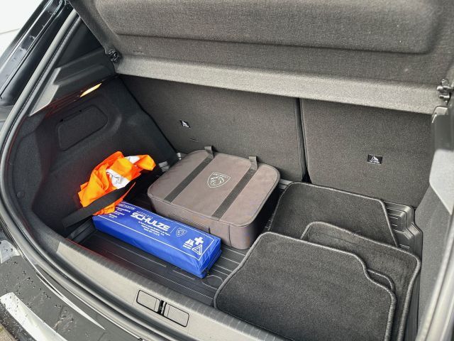 208 Elektromotor 136 Active Pack