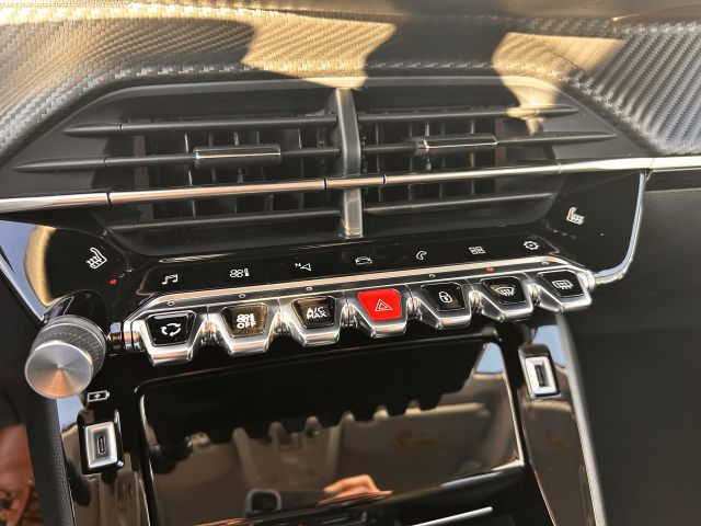 208 PureTech 100 EAT8 Allure Pack