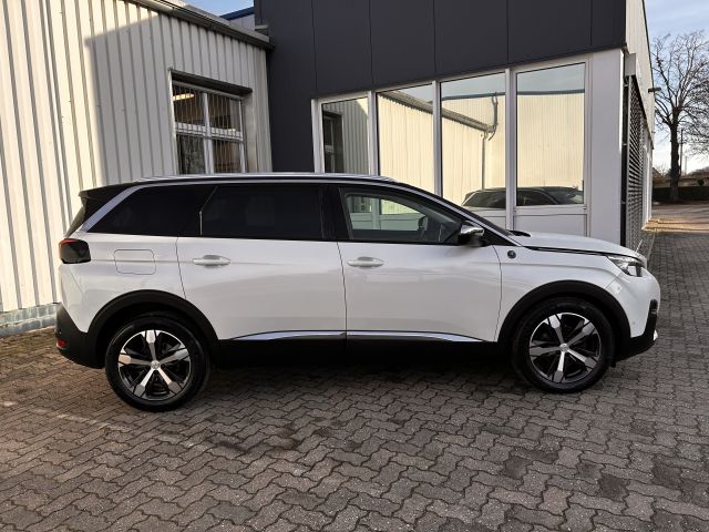 5008 BlueHDi 180 EAT8 Crossway