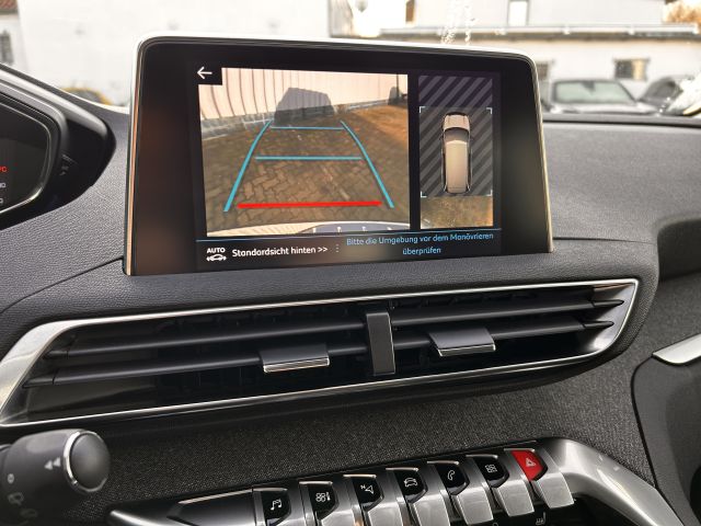 5008 BlueHDi 180 EAT8 Crossway