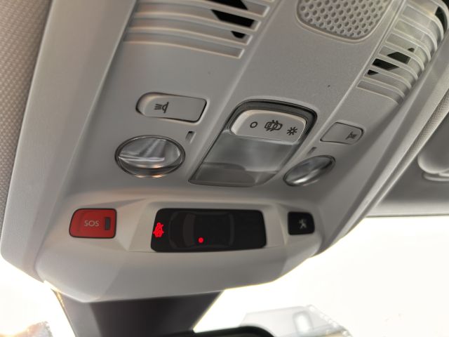 5008 BlueHDi 180 EAT8 Crossway