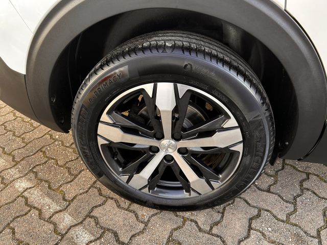 5008 BlueHDi 180 EAT8 Crossway