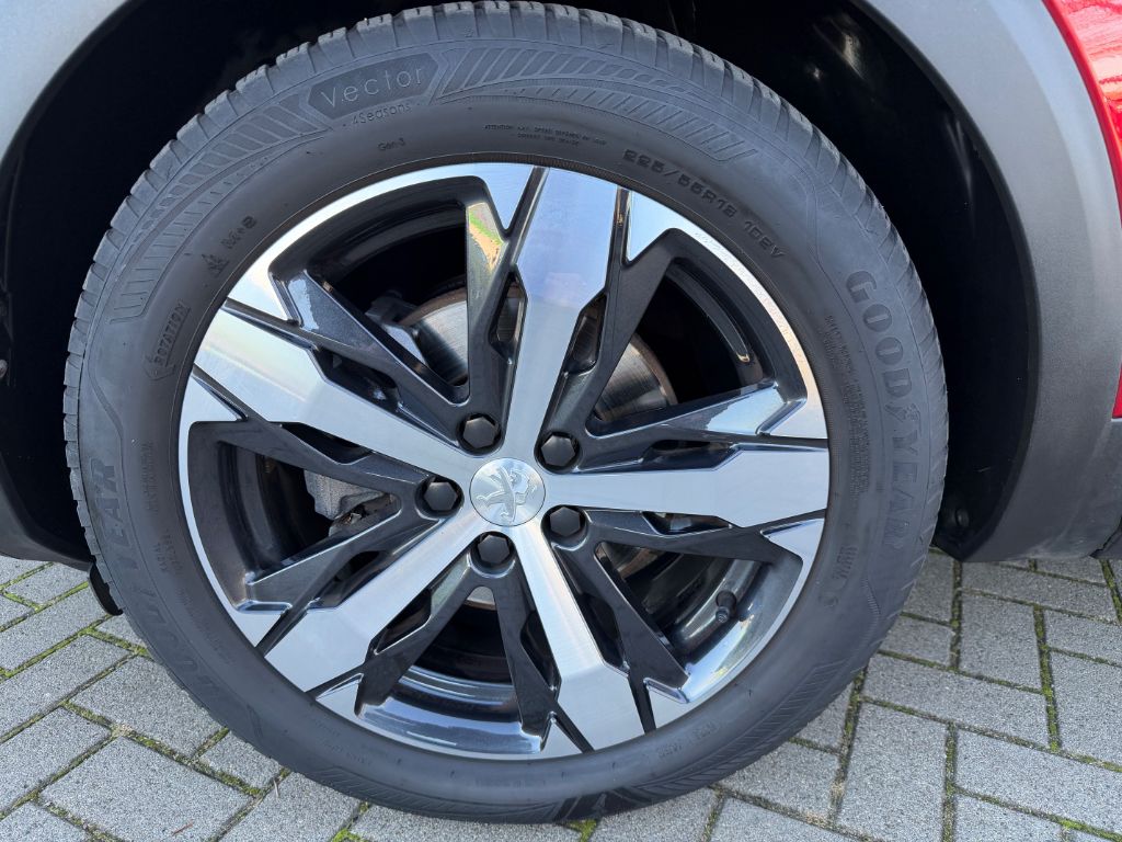 3008 PureTech 130 Stop & Start GPF EAT8 GT