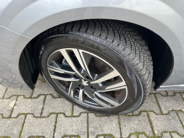 208 PureTech 100 Allure Pack