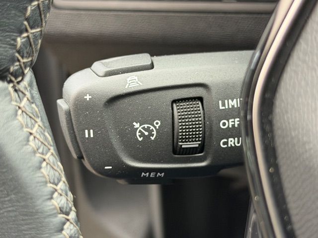 5008 PureTech 130 EAT8 Stop & Start Allure Pack