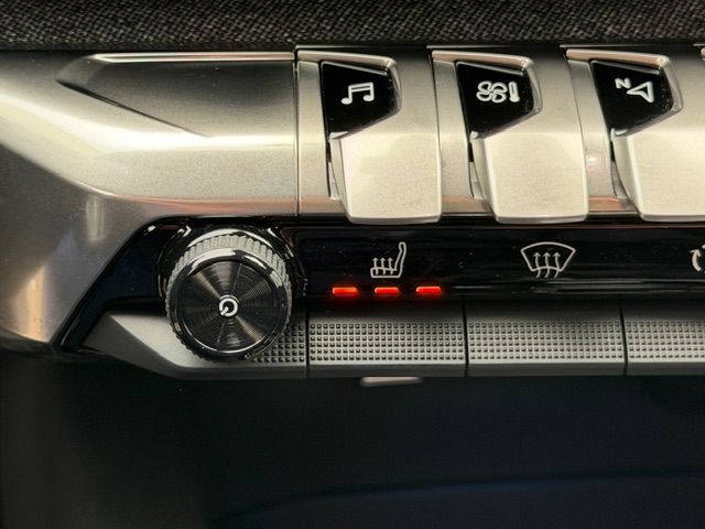 5008 PureTech 130 EAT8 Stop & Start Allure Pack