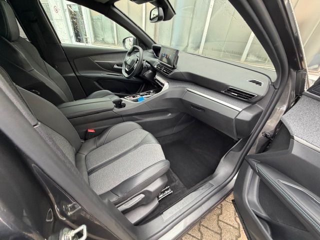 5008 PureTech 130 EAT8 Stop & Start Allure Pack