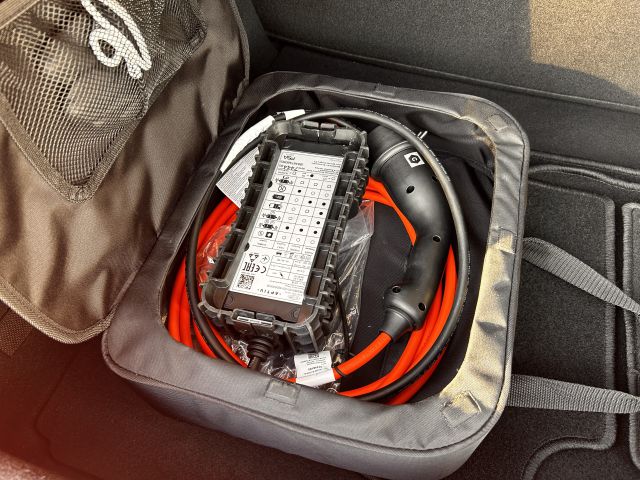 208 Elektromotor 136 Allure Pack