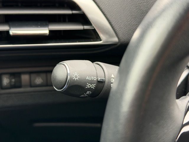 5008 PureTech 130 EAT8 Stop & Start Allure Pack