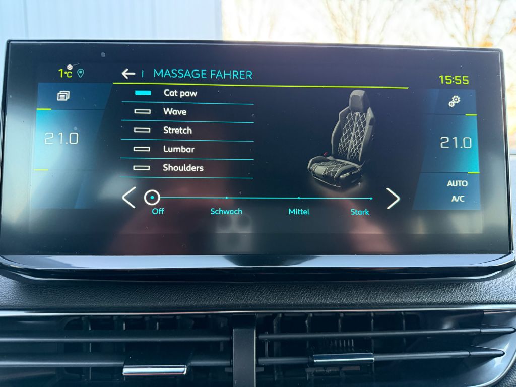 3008 Hybrid 225 e-EAT8 GT