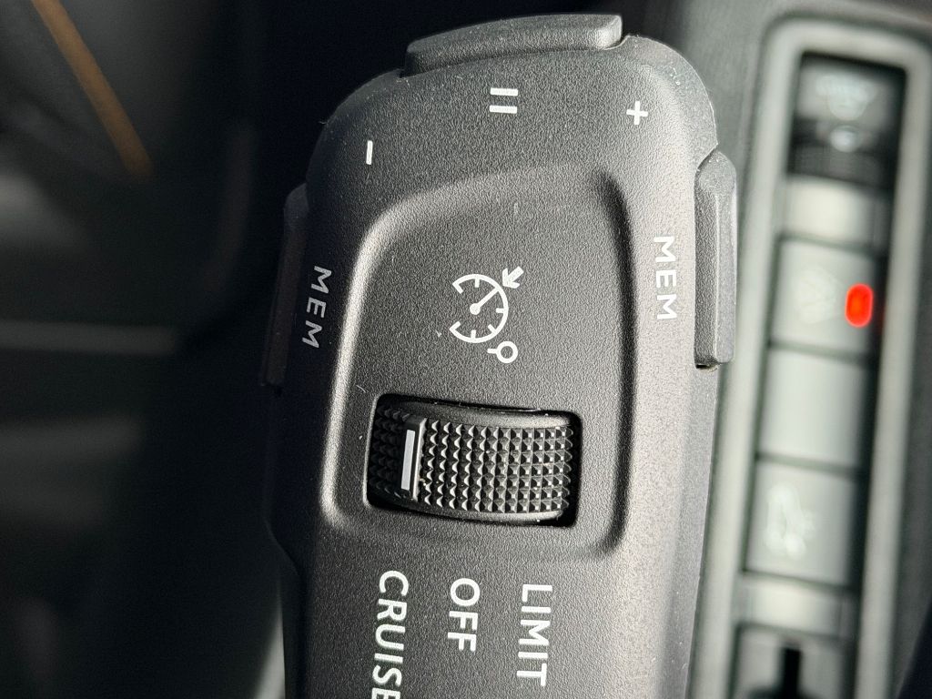 5008 BlueHDi 180 EAT8 Roadtrip