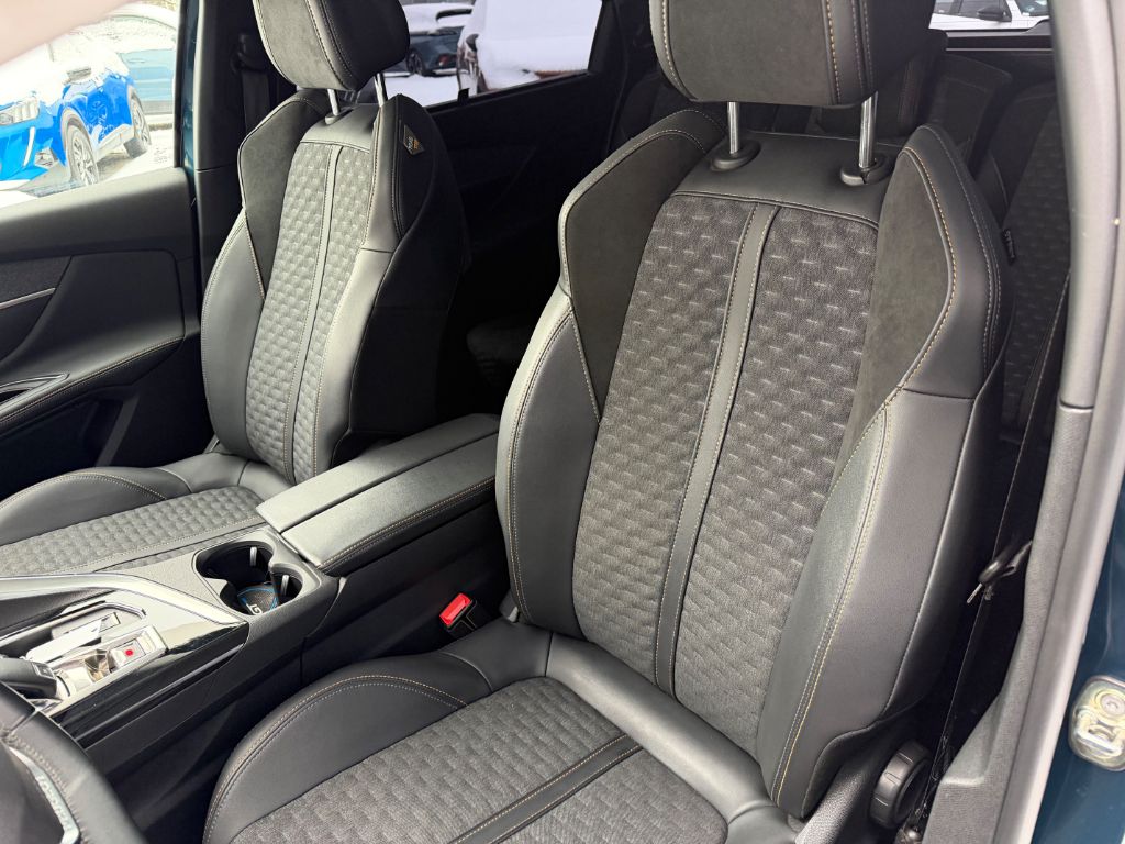 5008 BlueHDi 180 EAT8 Roadtrip