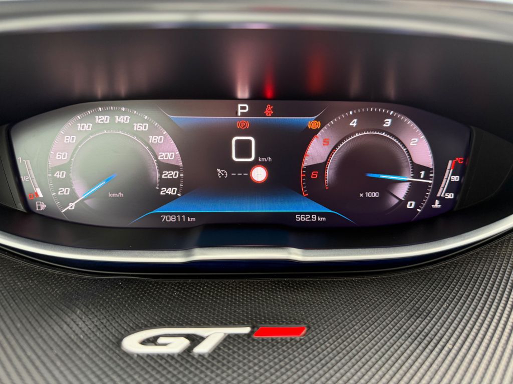 5008 BlueHDi 180 EAT8 Roadtrip