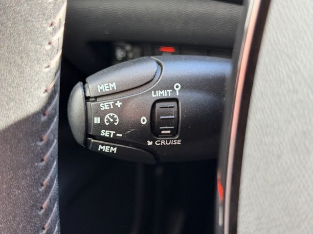 2008 Elektro Active Pack / Navi / Rückfahrkamera