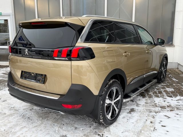 5008 PureTech 130 Allure