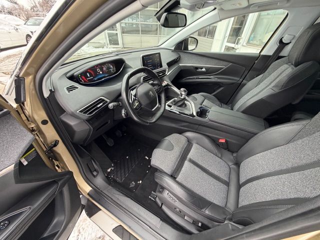 5008 PureTech 130 Allure