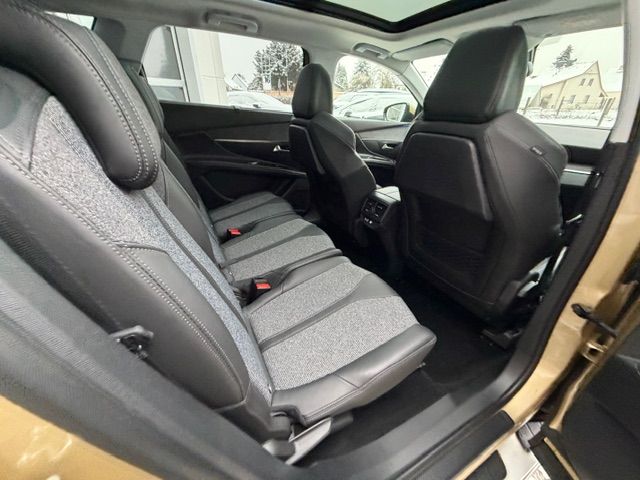 5008 PureTech 130 Allure