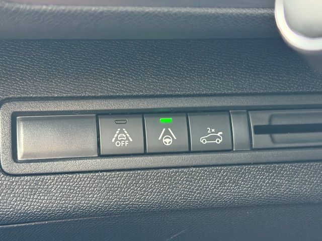 5008 Hybrid 136 e-DSC GT