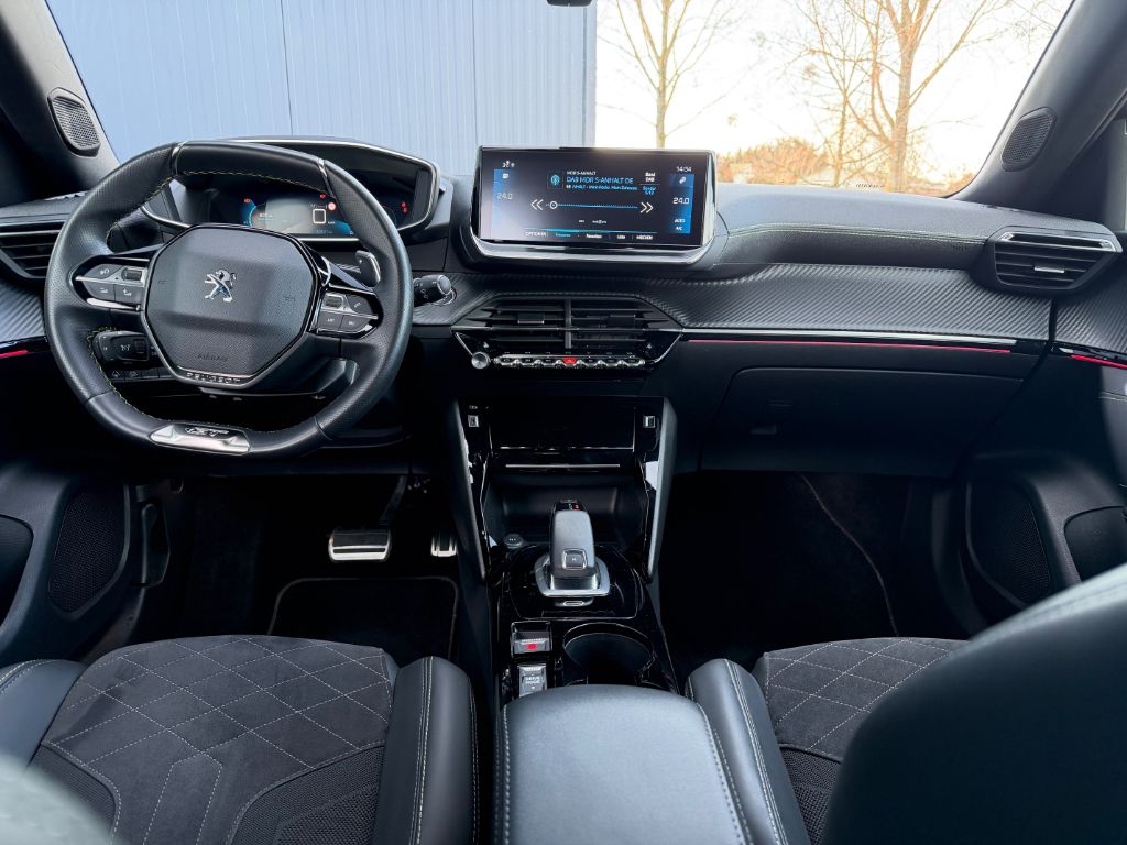 2008 PureTech 130 EAT8 GT Pack