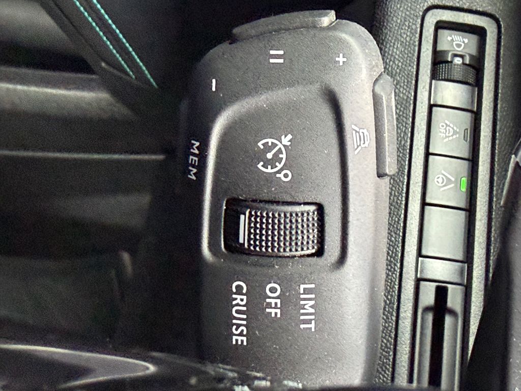 5008 BlueHDi 130 EAT8 Allure Pack