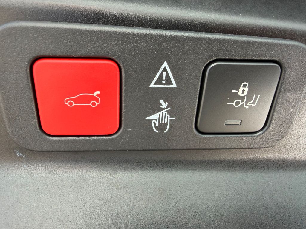 5008 BlueHDi 130 EAT8 Allure Pack