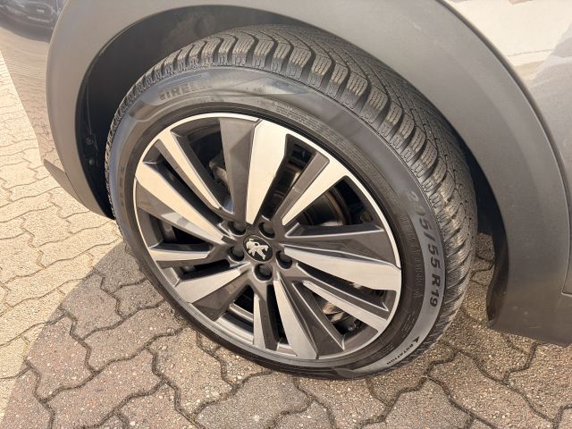 5008 BlueHDi 180 EAT8 GT