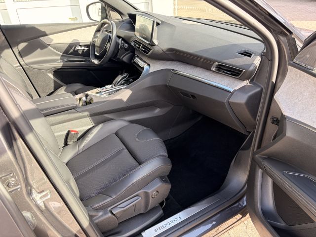 5008 BlueHDi 180 EAT8 GT