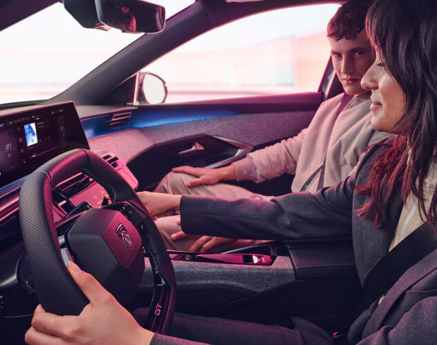 KEY_HYBRID_BENEFITS_5 Peugeot 3008 - CONNECTED SERVICES